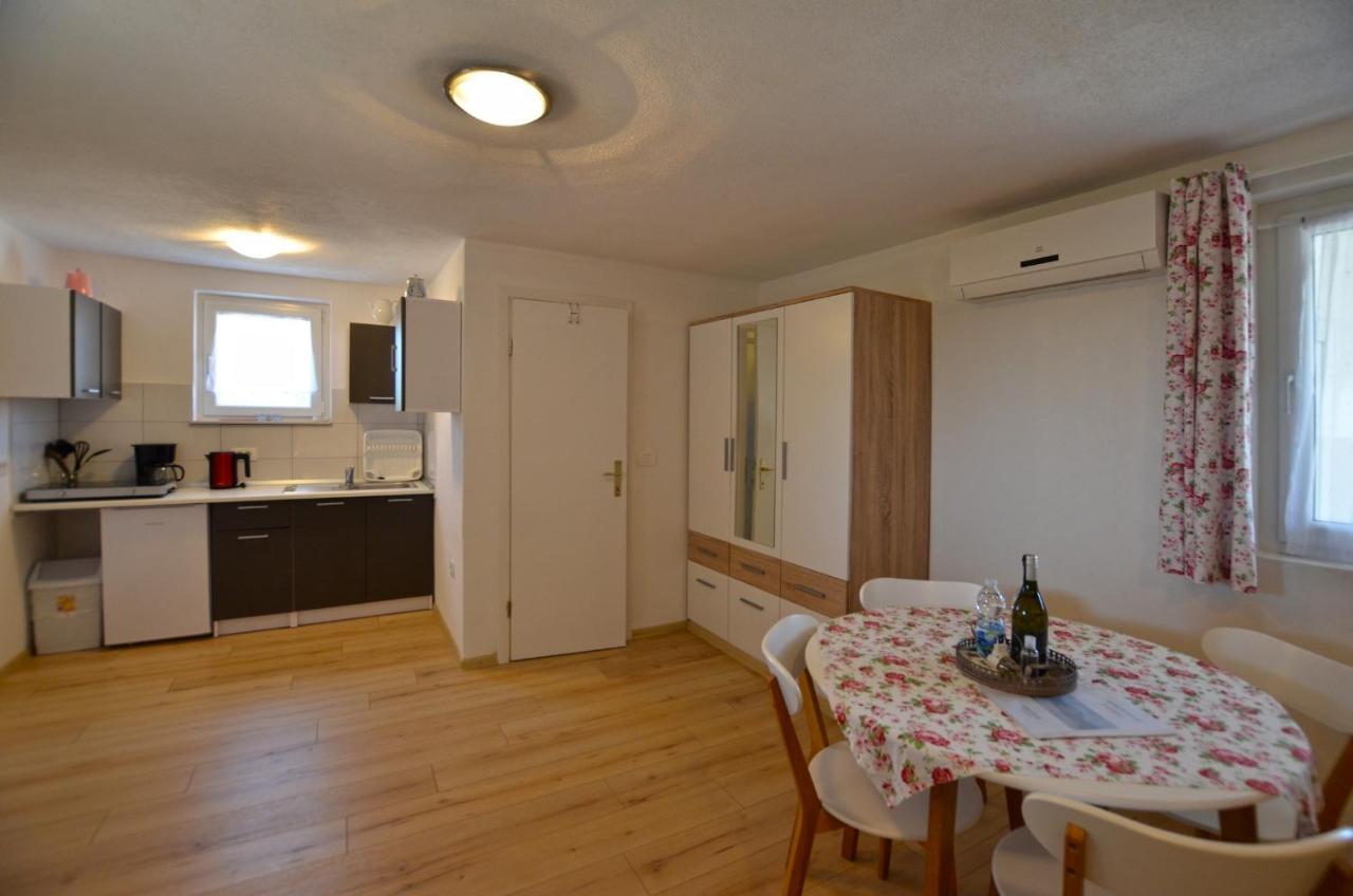Bavica Apartments Rovinj Zewnętrze zdjęcie